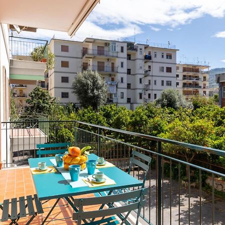 Appartamento Sunny Flat Sorrento Esterno foto